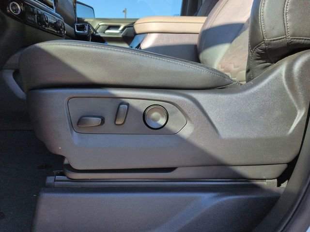 Used 2025 Chevrolet Silverado 1500 ZR2 w/ Technology Package image 21