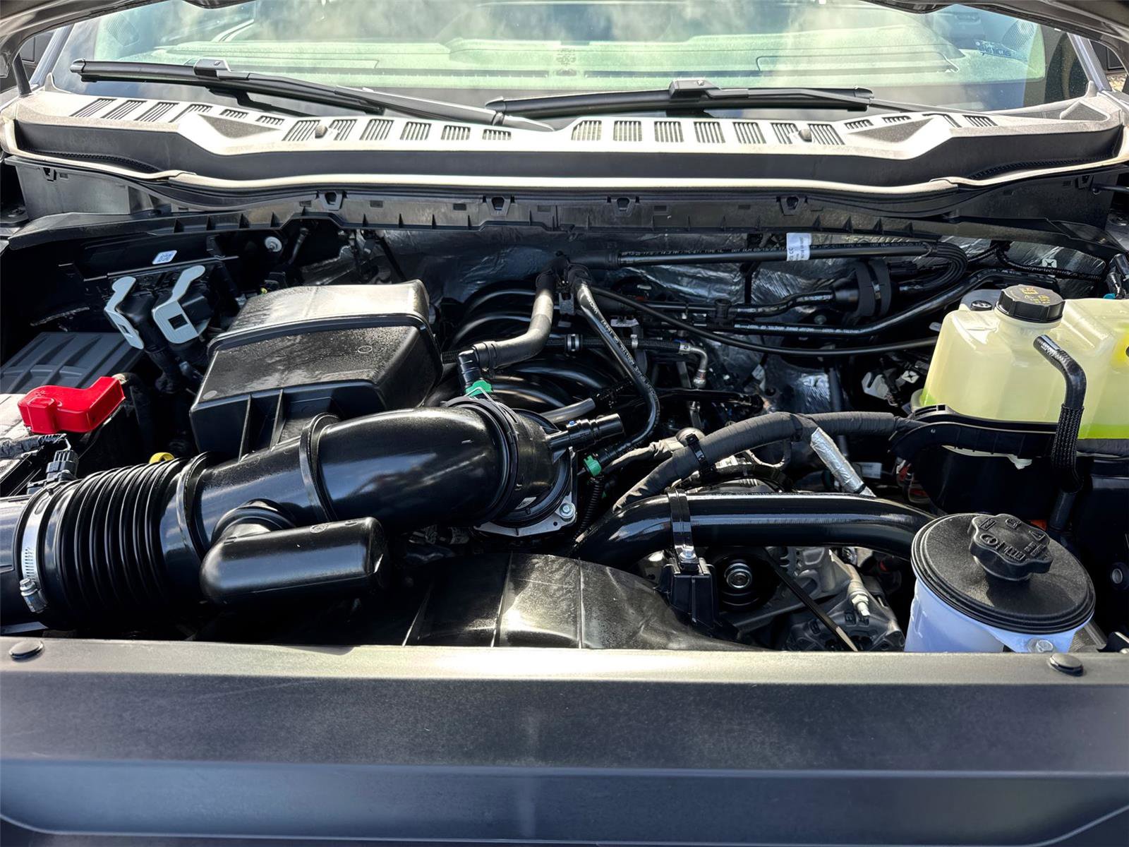 Certified 2025 Ford F250 XL w/ STX Appearance Package AWD/4WD image 10