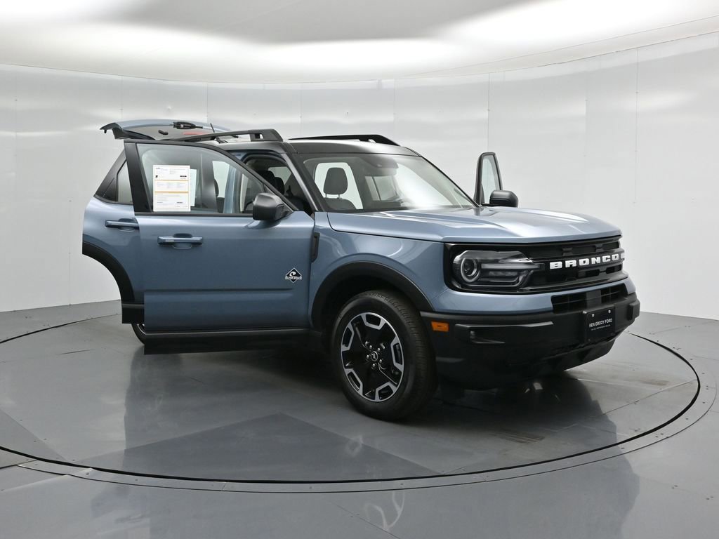 Certified 2024 Ford Bronco Sport Outer Banks w/ Tech Package image 56