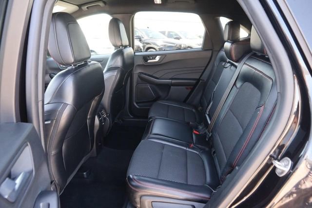 Certified 2023 Ford Escape ST-Line FWD image 10