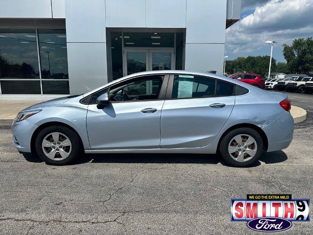 Used 2017 Chevrolet Cruze LS FWD image 9