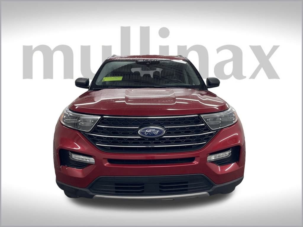 Certified 2023 Ford Explorer XLT w/ Equipment Group 202A image 8