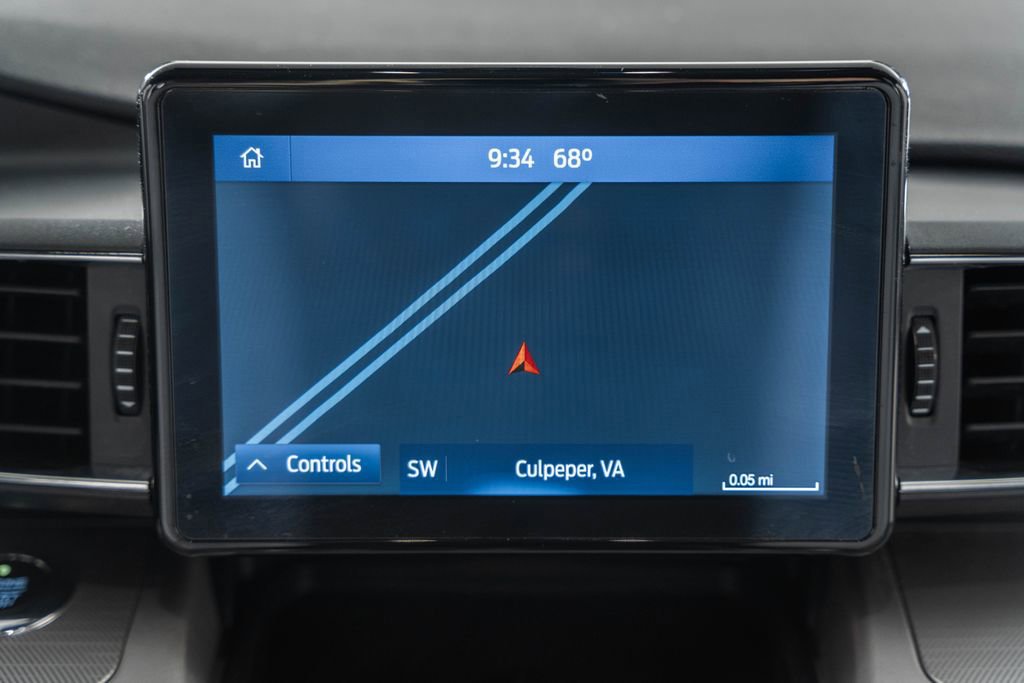 Certified 2021 Ford Explorer XLT w/ Equipment Group 202A image 25