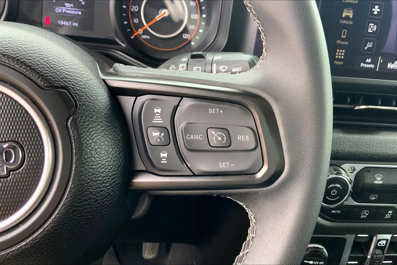 Used 2025 Jeep Wrangler Unlimited Sport AWD/4WD image 25