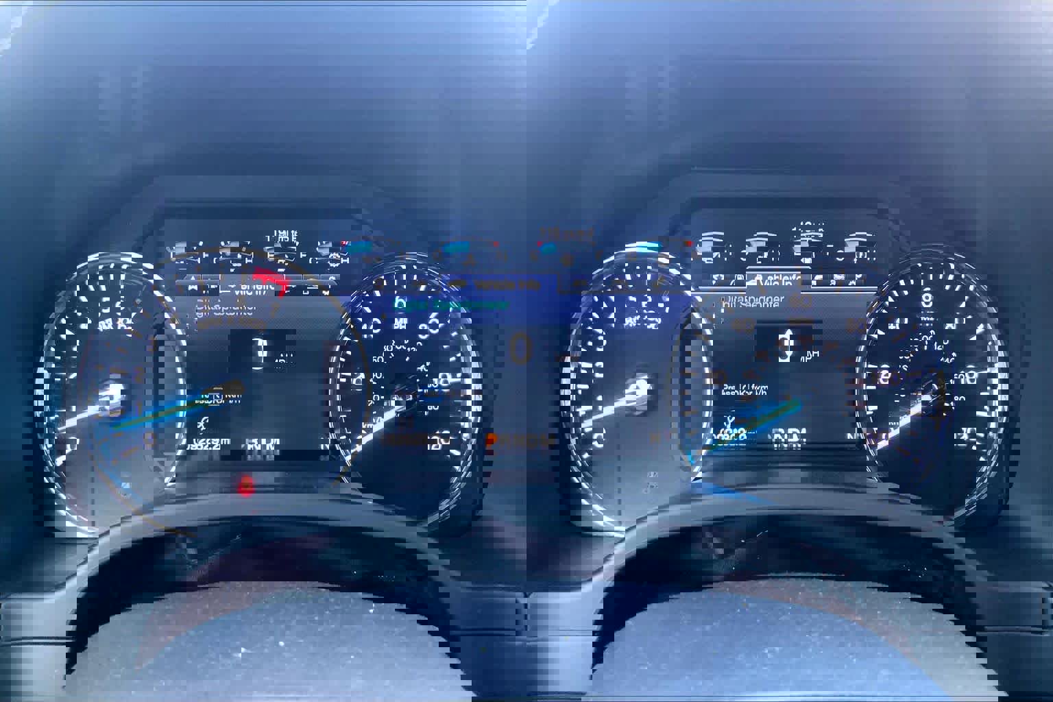 Certified 2019 Ford Expedition XLT w/ Equipment Group 202A image 25