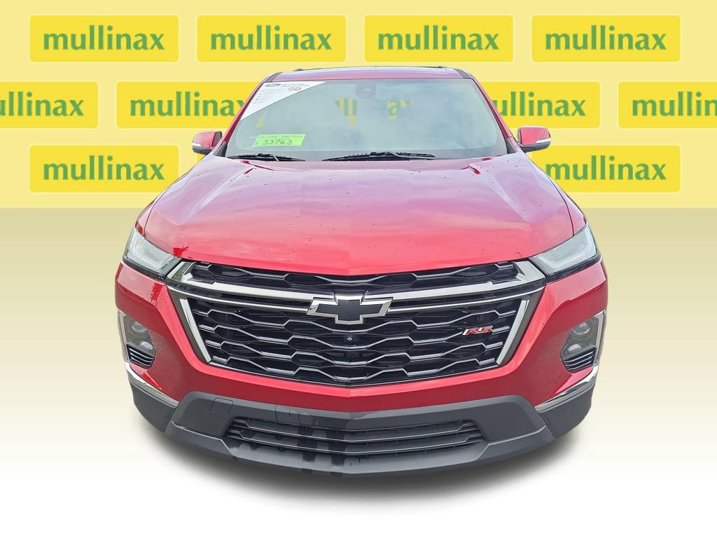 Used 2023 Chevrolet Traverse RS FWD image 16