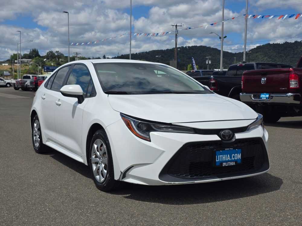 Used 2020 Toyota Corolla LE w/ Carpet Mat Package (TMS) FWD image 7