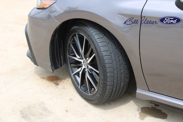 Used 2023 Toyota Camry SE FWD image 9