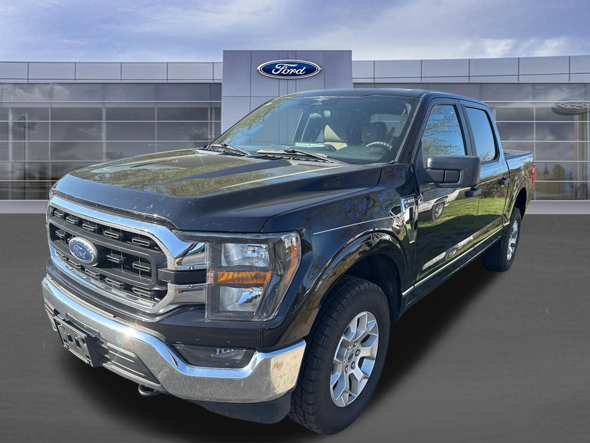 Certified 2023 Ford F150 XLT image 9
