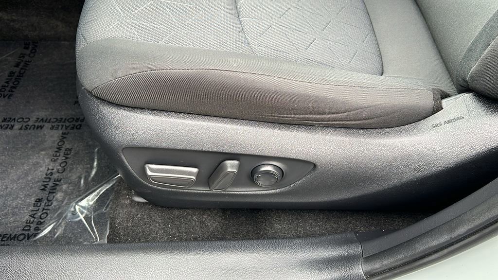 Used 2020 Toyota RAV4 XLE w/ All Weather Liner Package FWD image 17