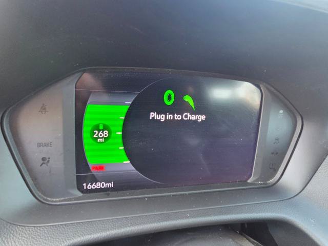 Used 2023 Chevrolet Bolt EUV LT w/ Convenience Package FWD image 15