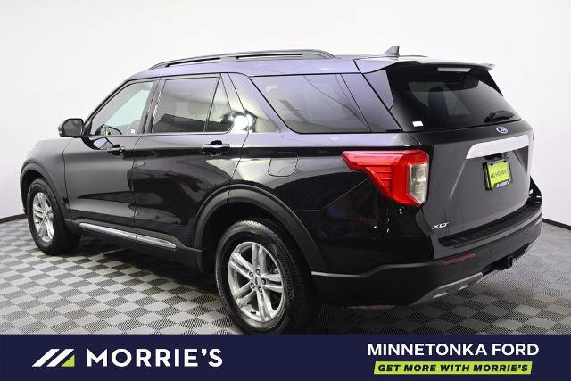 Certified 2024 Ford Explorer XLT w/ Equipment Group 202A AWD/4WD image 3