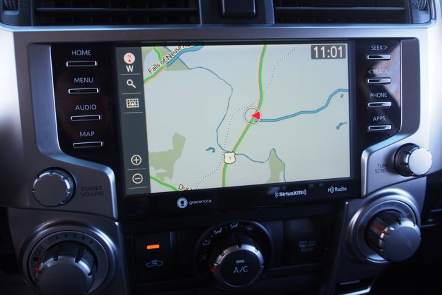 Used 2021 Toyota 4Runner SR5 Premium w/ Moonroof Package image 30