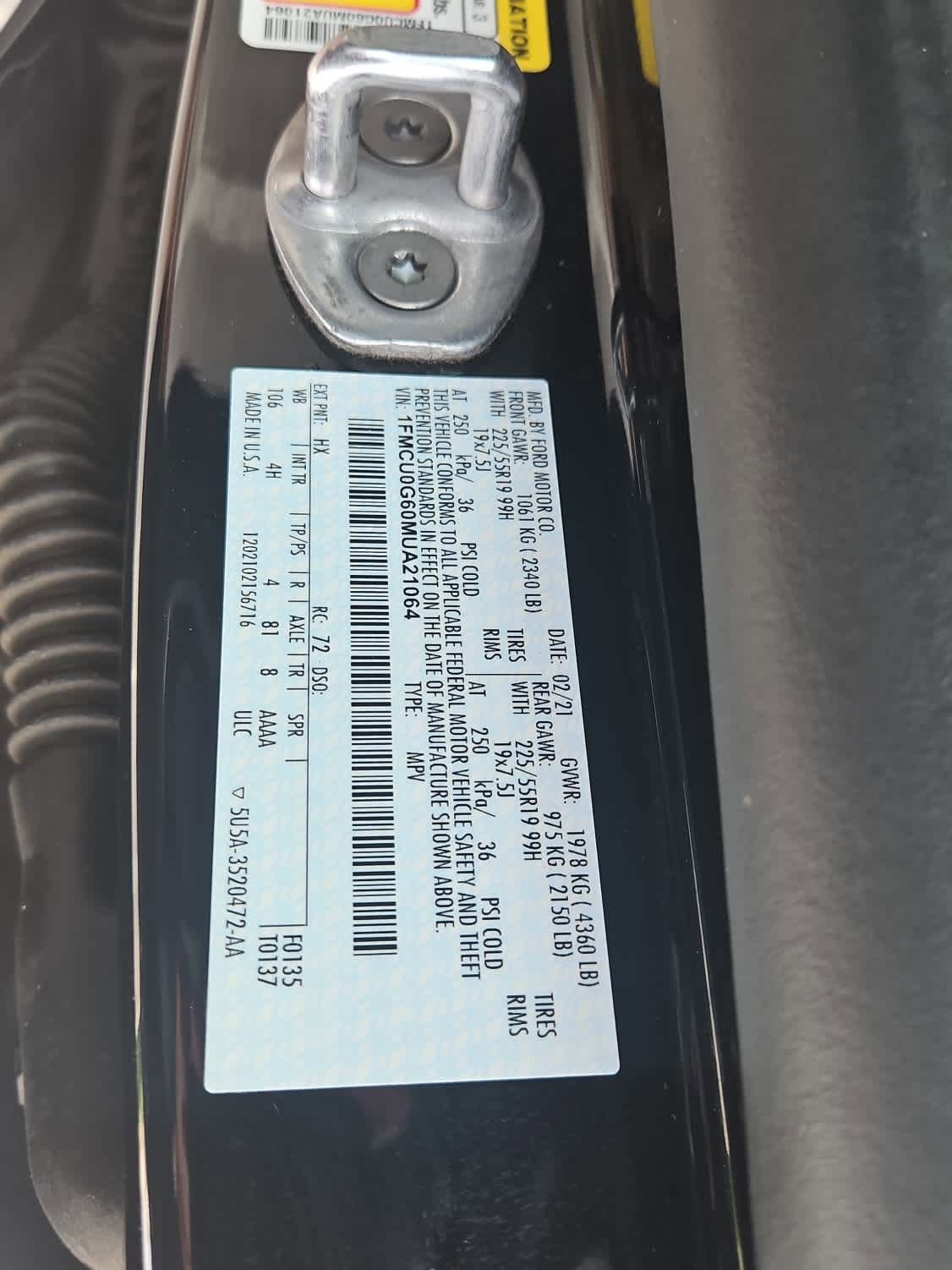 Certified 2021 Ford Escape SE w/ SE Sport Appearance Package image 21