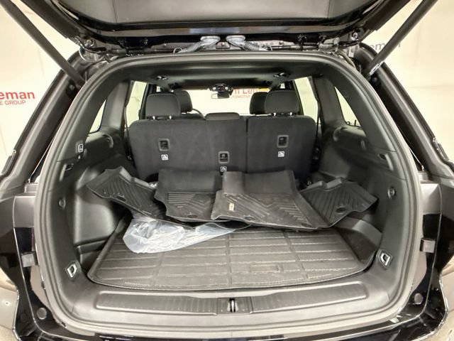 Used 2024 Jeep Grand Cherokee Laredo X w/ Luxury Tech Group I AWD/4WD image 26