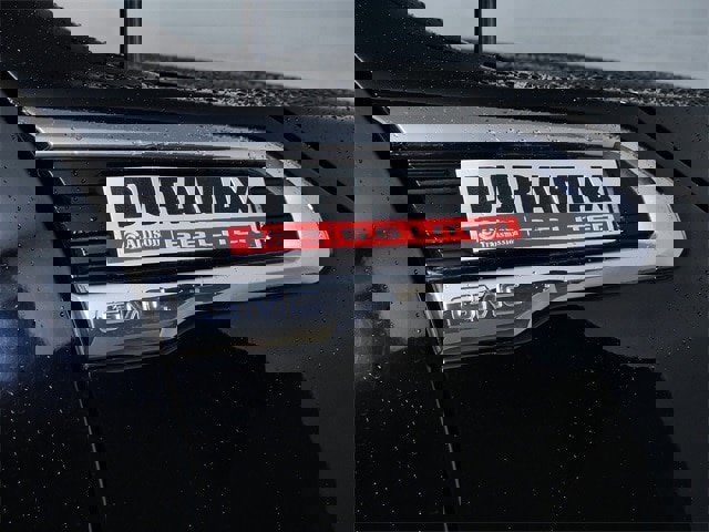 Used 2021 GMC Sierra 3500 Denali w/ Denali Ultimate Package image 9