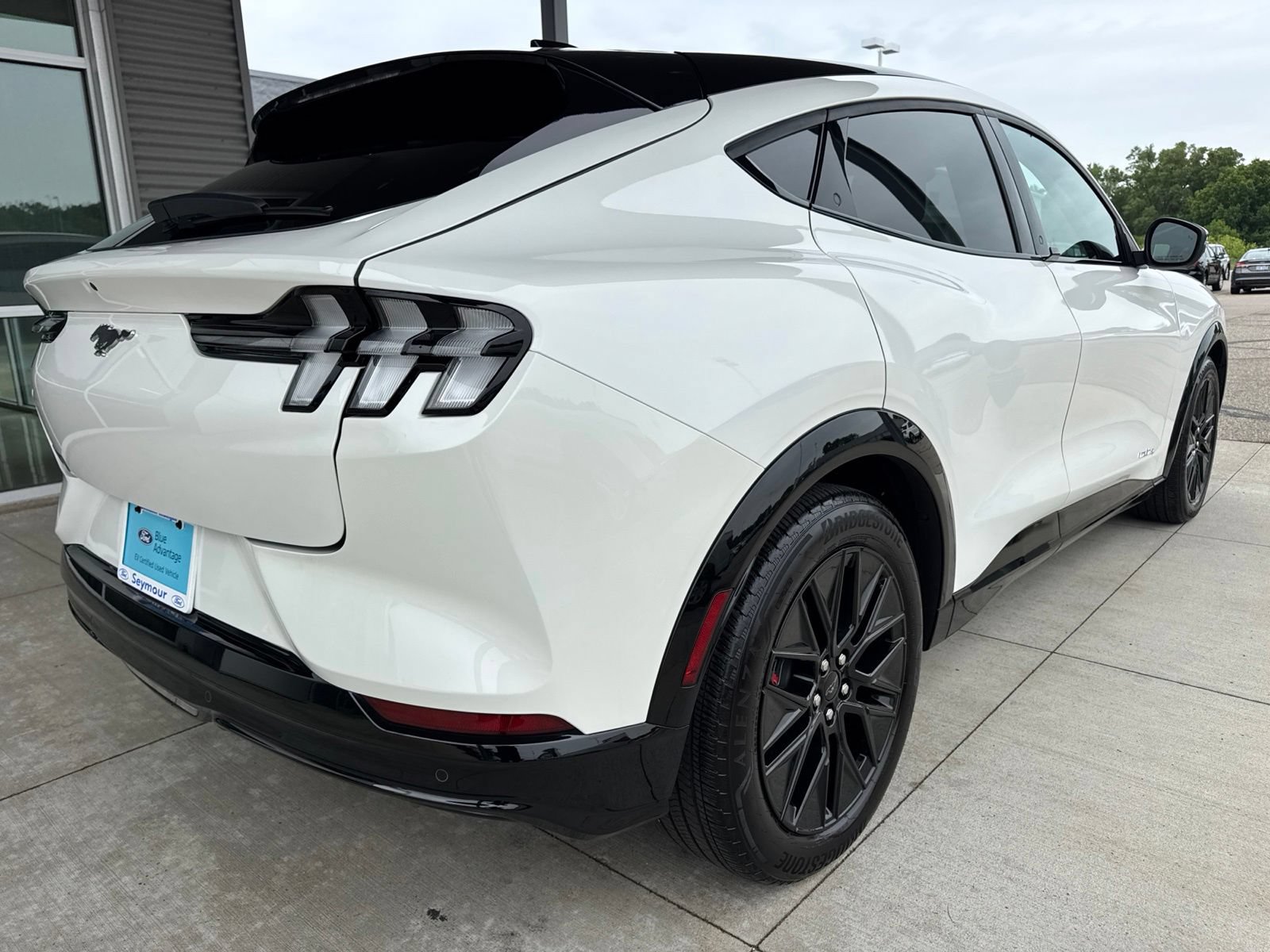 Certified 2025 Ford Mustang Mach-E Premium w/ Sport Appearance Package AWD/4WD image 8