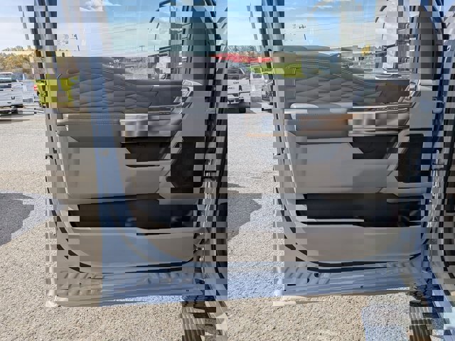 Certified 2025 Ford F350 Platinum w/ Platinum Plus Package image 12