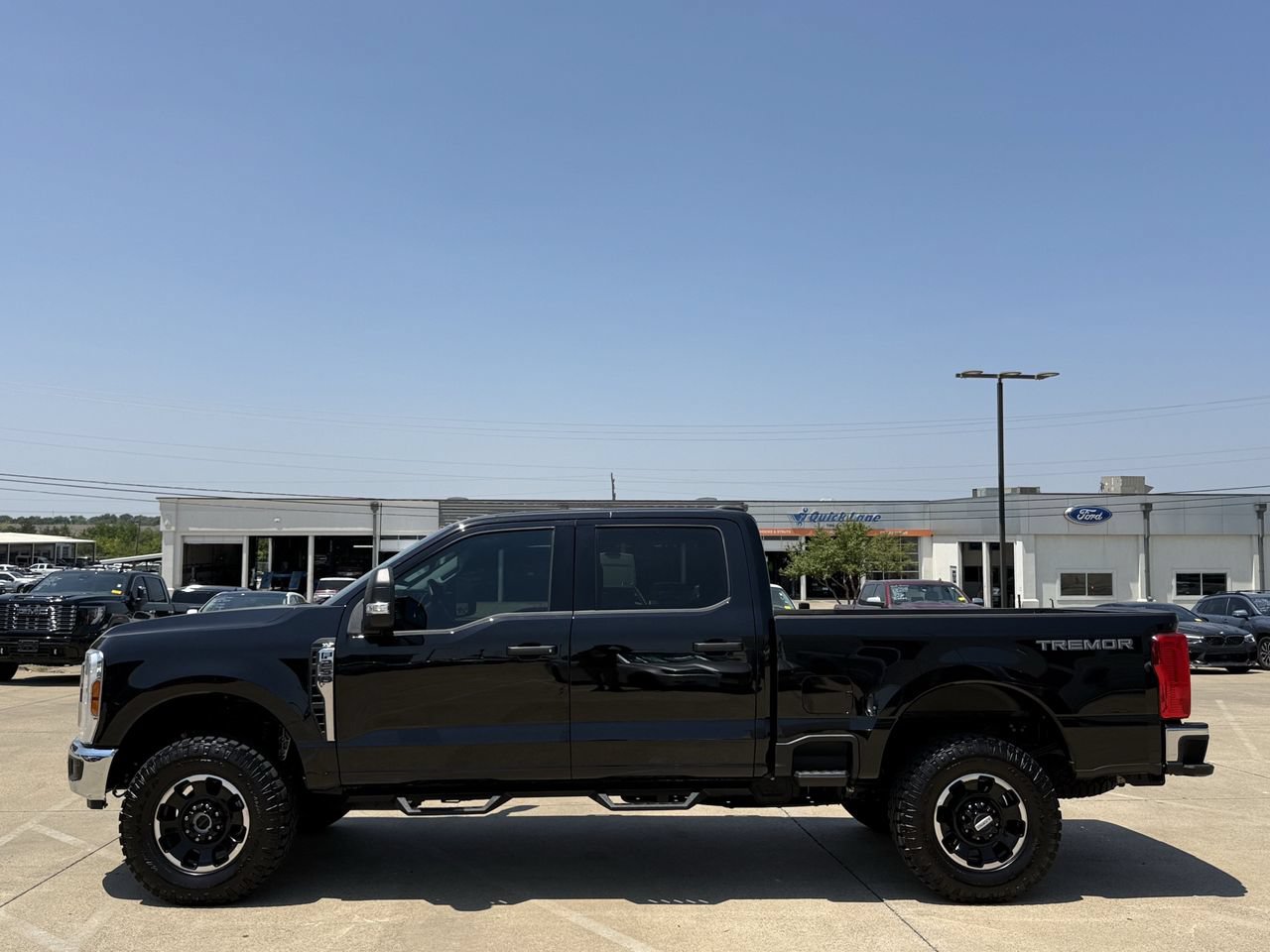 Certified 2025 Ford F250 XLT w/ Tremor Off-Road Package AWD/4WD image 3