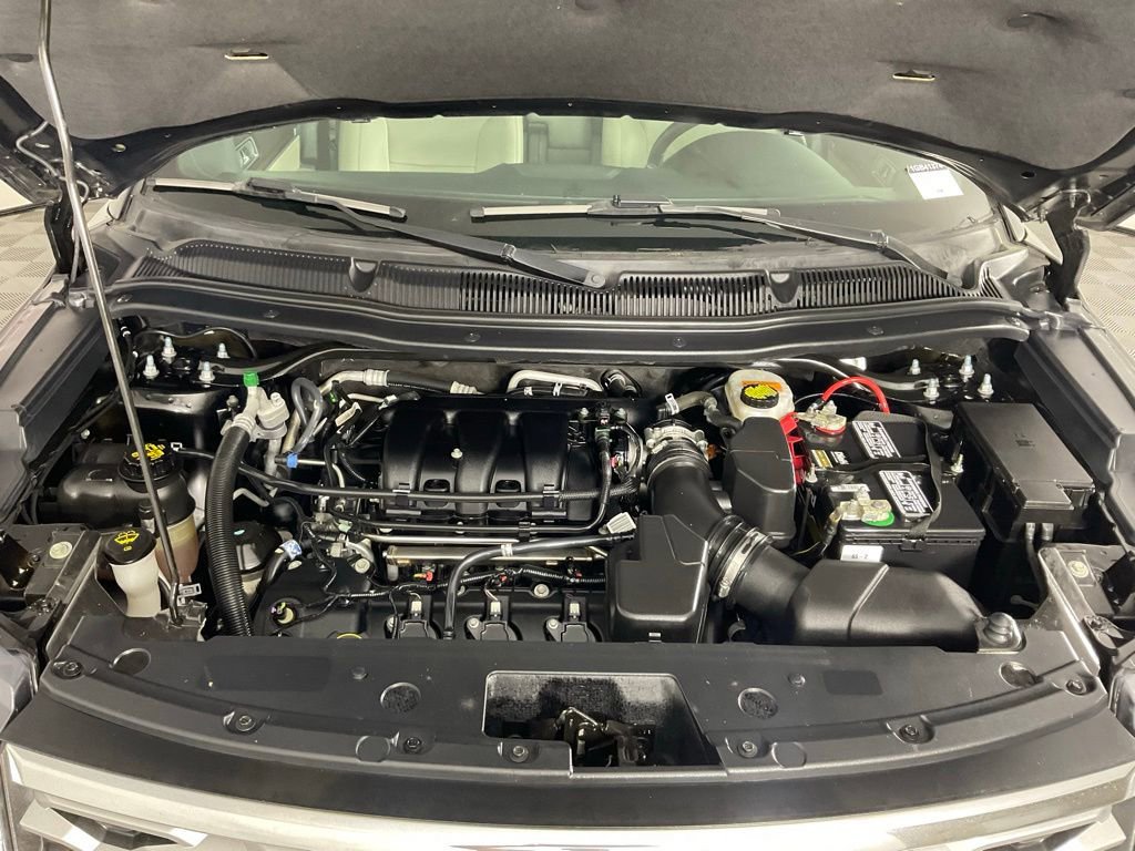 Certified 2019 Ford Explorer Limited w/ Class III Trailer Tow Package image 9