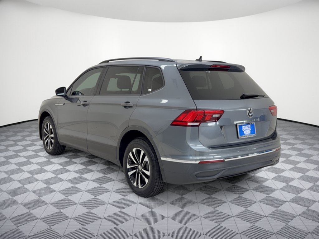 Used 2023 Volkswagen Tiguan S FWD image 3