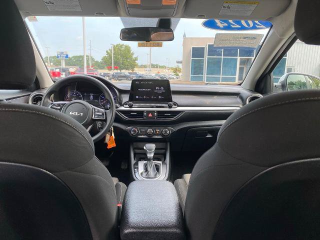 Used 2024 Kia Forte LXS FWD image 31
