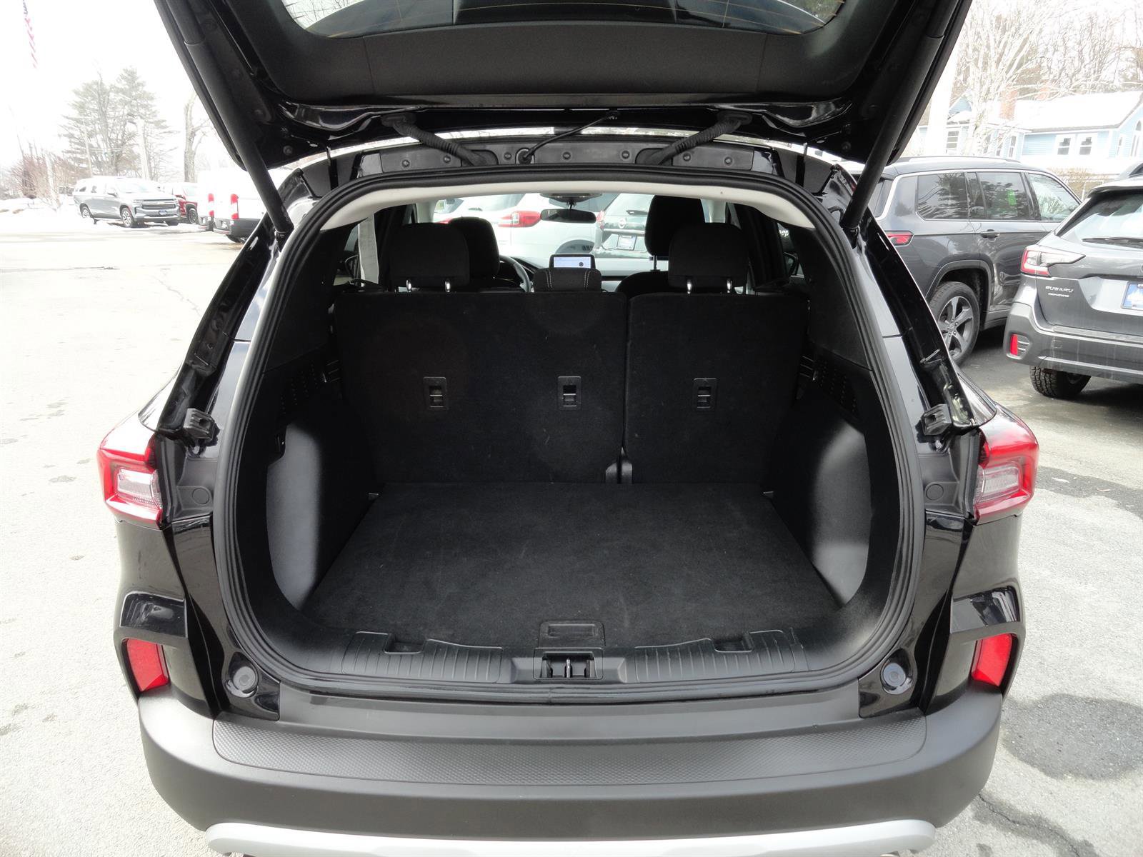 Certified 2024 Ford Escape Active AWD/4WD image 22