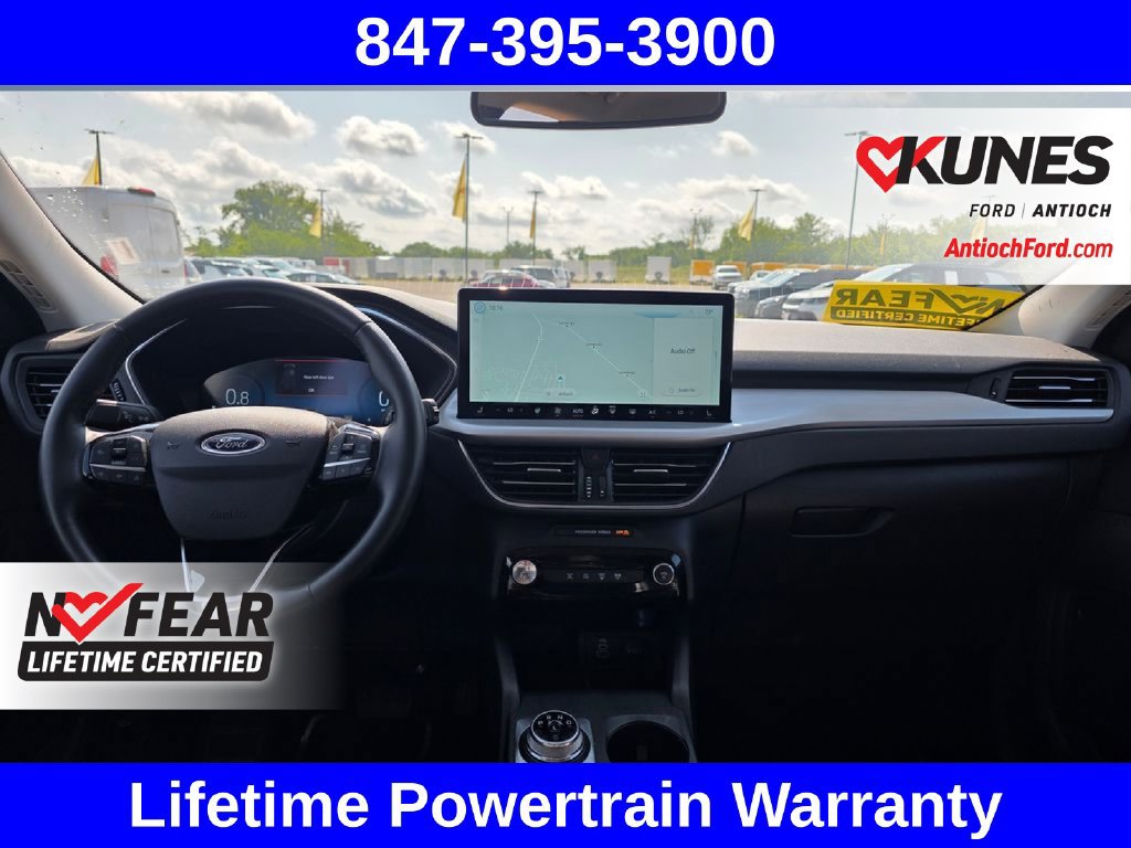 Certified 2025 Ford Escape Platinum AWD/4WD image 19