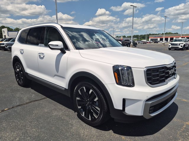 Used 2023 Kia Telluride SX Prestige AWD/4WD image 2