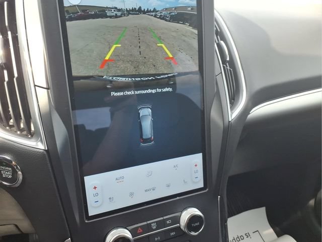 Certified 2024 Ford Edge Titanium AWD/4WD image 18