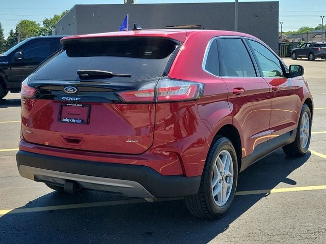 Certified 2024 Ford Edge SEL w/ Convenience Package AWD/4WD image 4