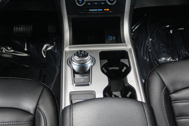 Certified 2024 Ford Edge SEL w/ Convenience Package AWD/4WD image 16