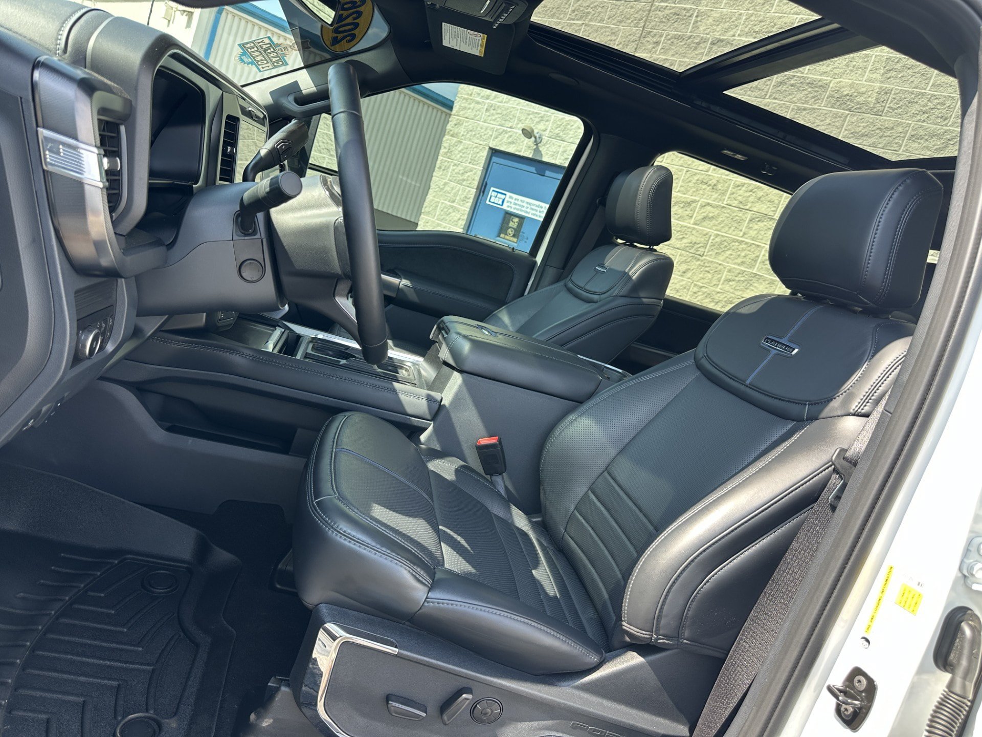 Certified 2026 Ford F250 Platinum AWD/4WD image 9