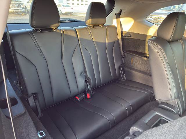 Used 2022 Acura MDX w/ Technology Package AWD/4WD image 17
