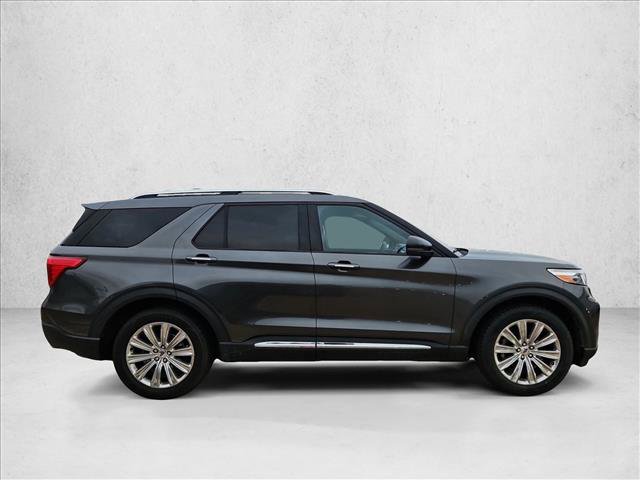 Certified 2020 Ford Explorer Limited RWD image 4
