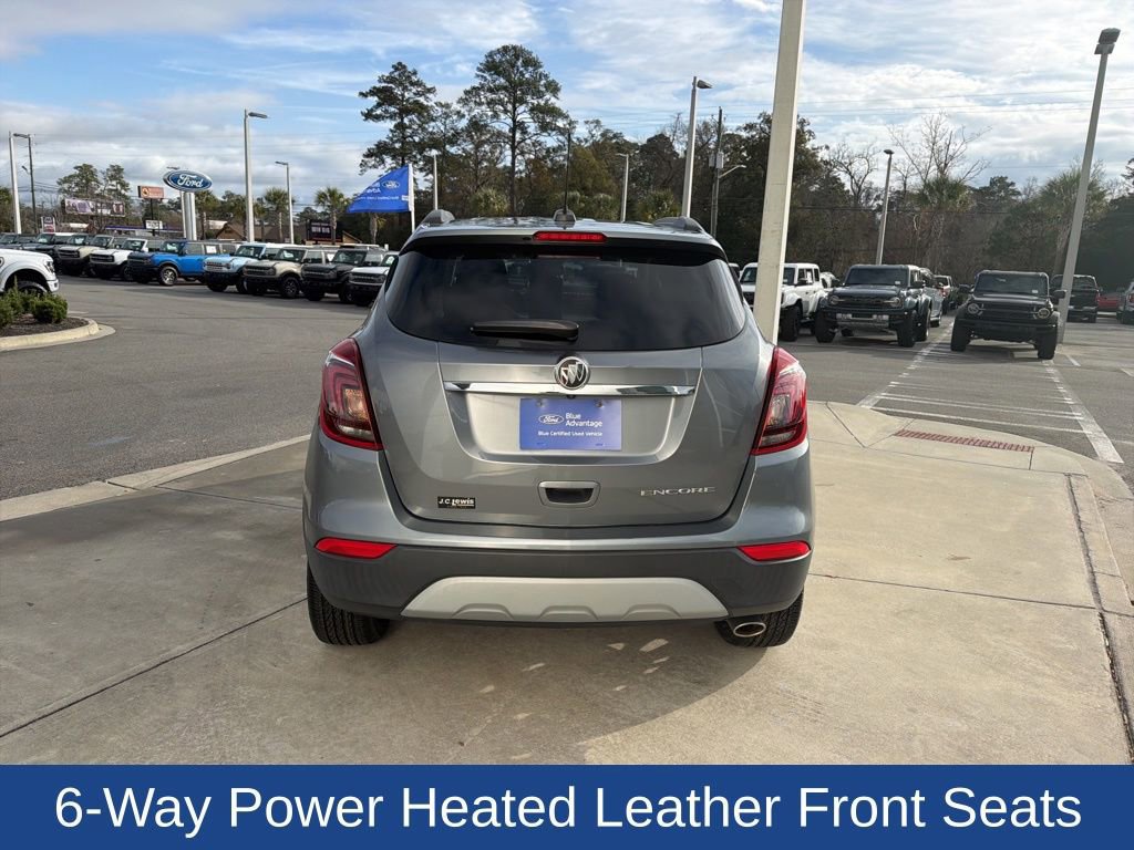 Used 2020 Buick Encore Essence image 4