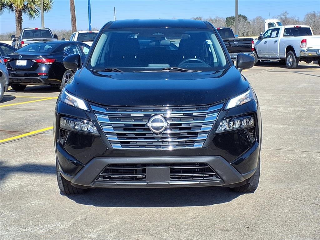 Used 2024 Nissan Rogue S image 6