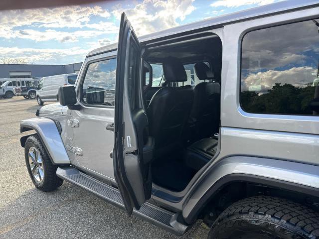 Used 2018 Jeep Wrangler Unlimited Sahara image 10