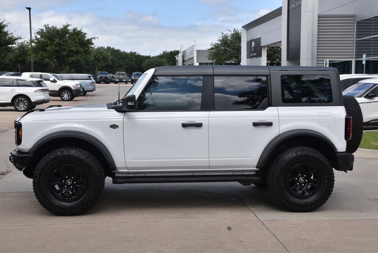 Certified 2024 Ford Bronco Wildtrak AWD/4WD image 12