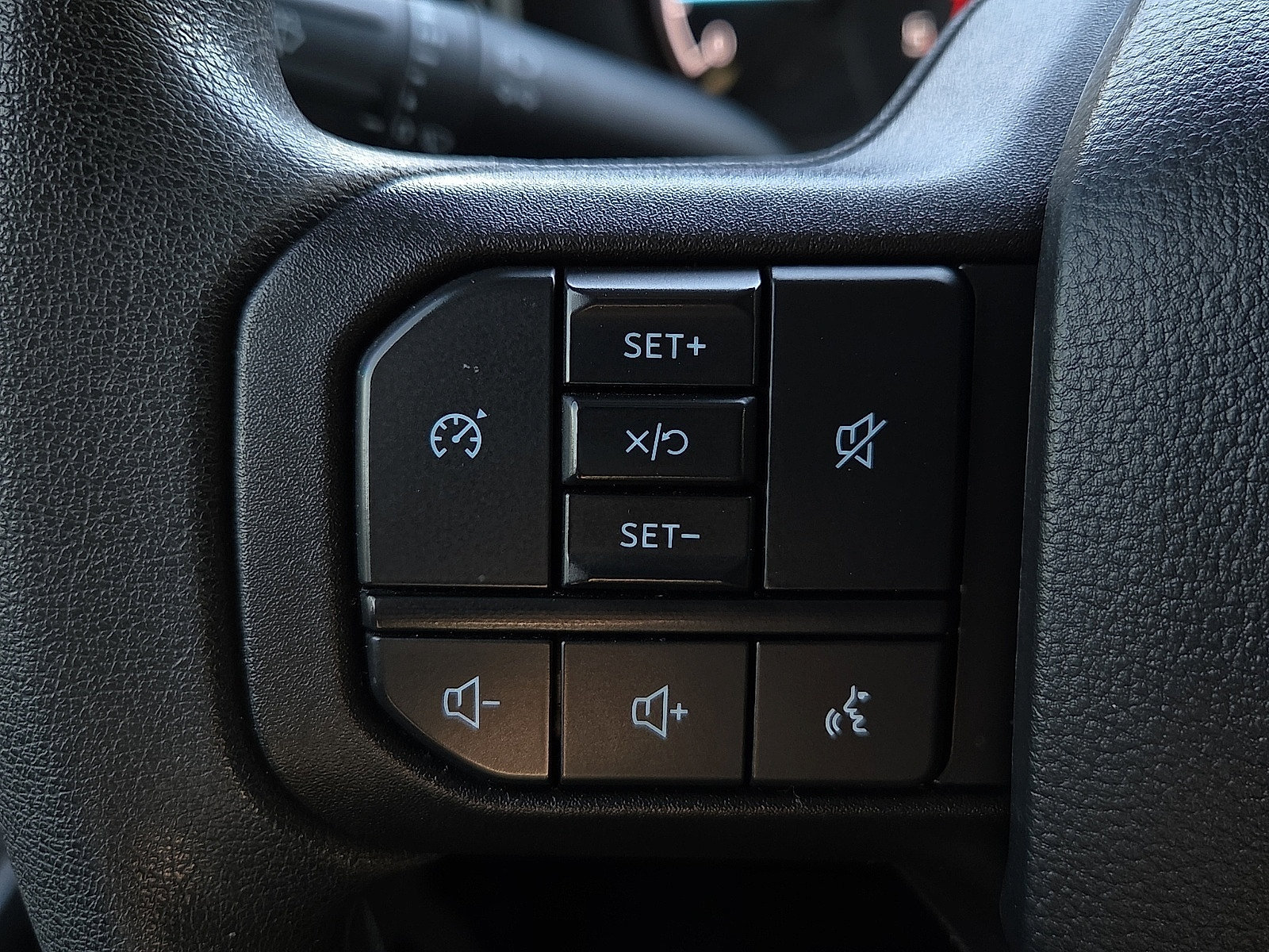 Certified 2025 Ford F450 XLT w/ 360-Degree Camera Package AWD/4WD image 18