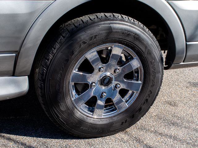 Certified 2017 Ford Transit 150 148 Low Roof w/ Exterior Upgrade Package image 6