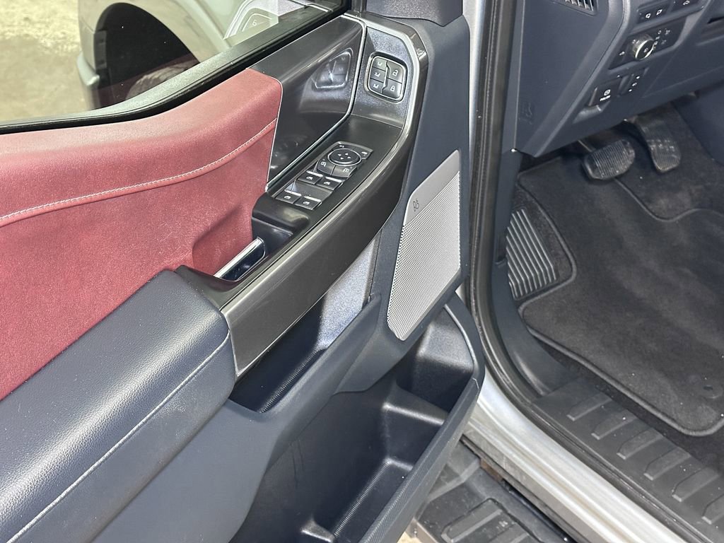 Certified 2022 Ford F150 Lariat w/ Equipment Group 502A High image 27