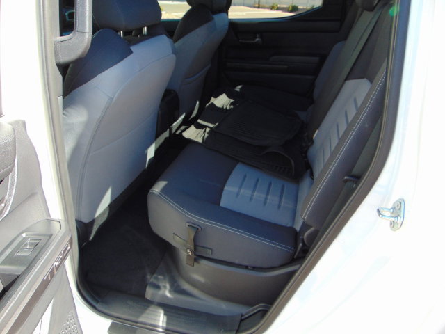 Used 2025 Toyota Tacoma TRD Sport AWD/4WD image 21