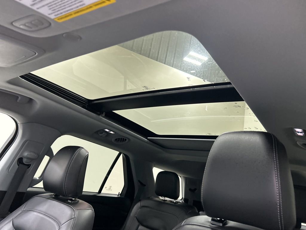Certified 2024 Ford Explorer XLT w/ Equipment Group 202A image 28