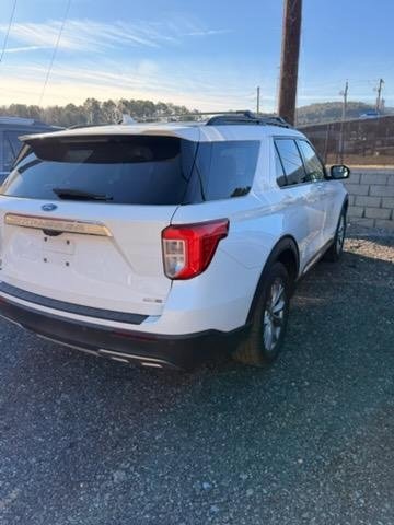 Certified 2020 Ford Explorer XLT w/ Equipment Group 202A image 7