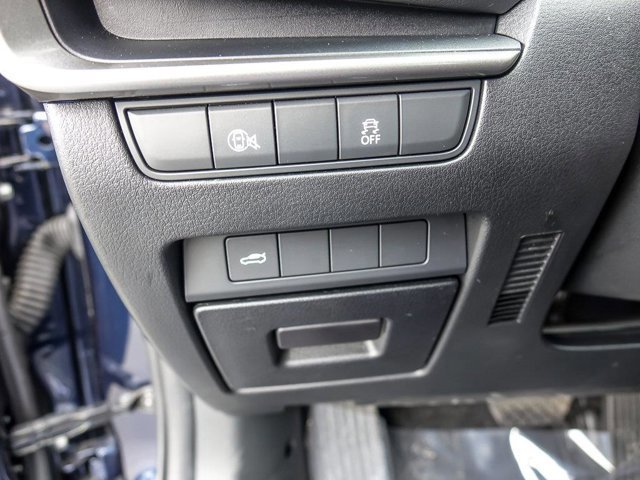 Used 2025 MAZDA MAZDA3 s image 23