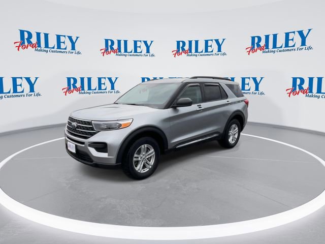 Certified 2023 Ford Explorer XLT image 2