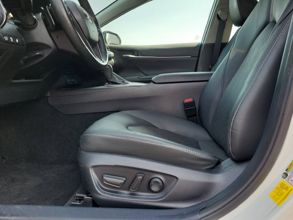 Used 2023 Toyota Camry XSE w/ Cold Weather Package FWD image 20