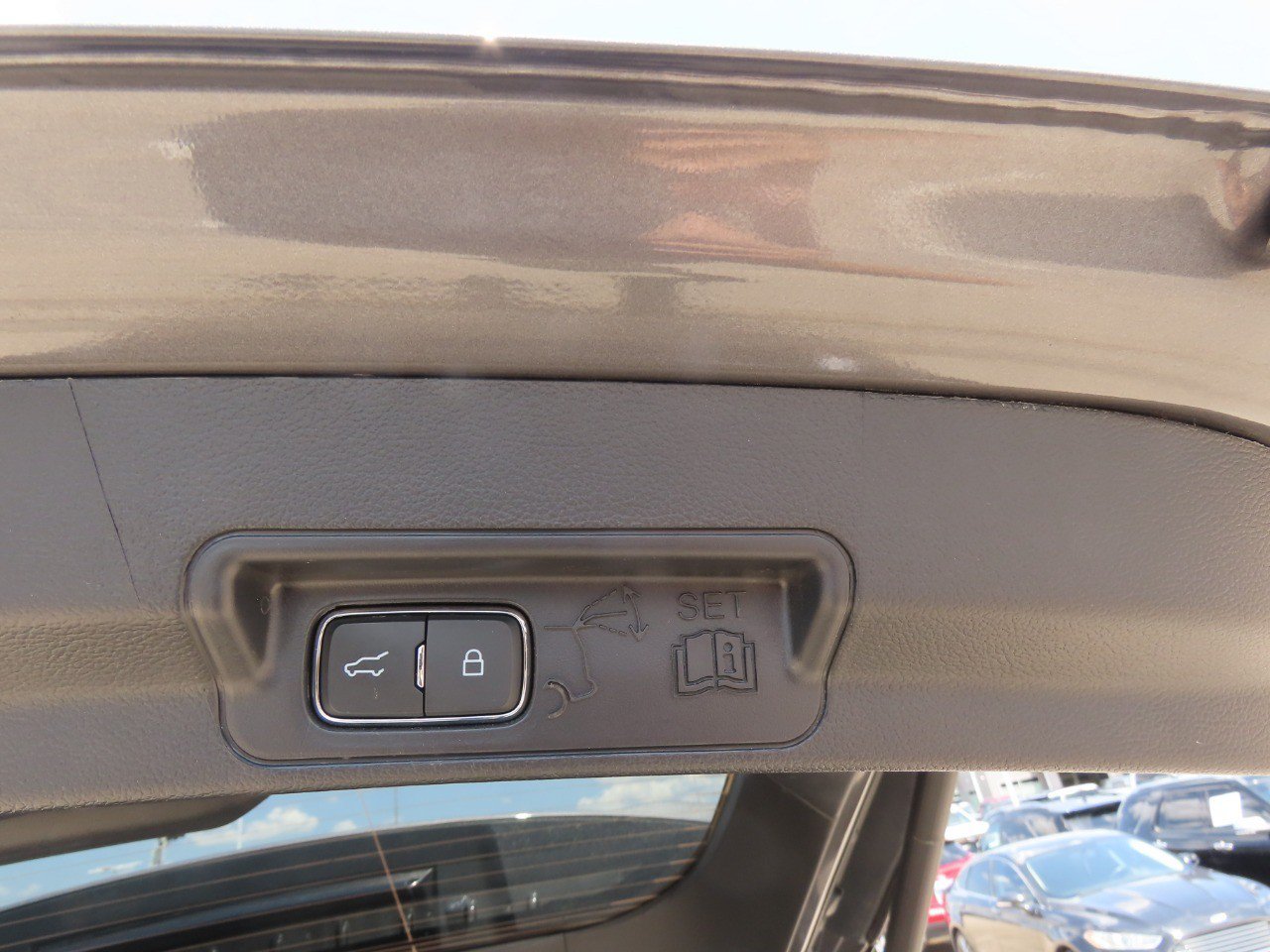 Certified 2025 Ford Explorer ST-Line AWD/4WD image 15