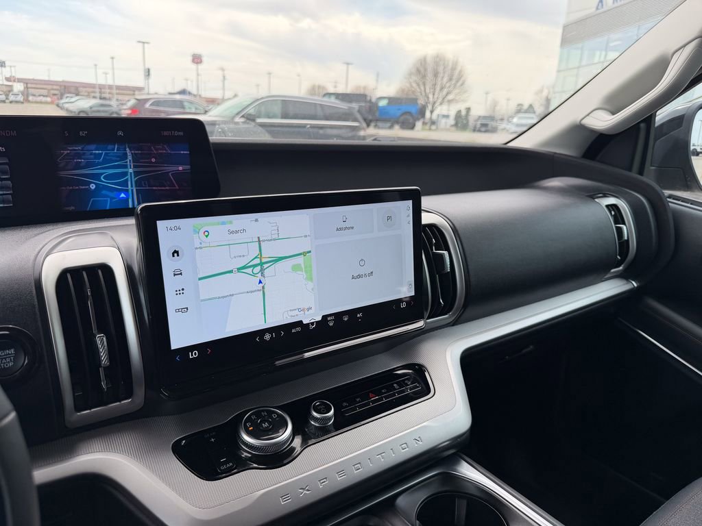 Certified 2025 Ford Expedition Active image 20